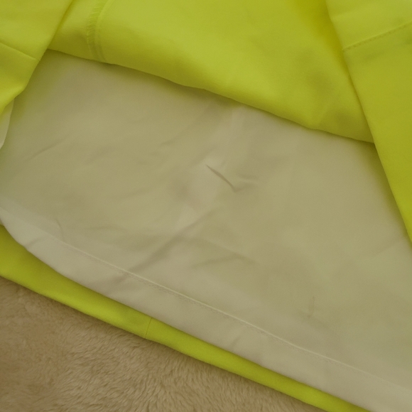 MARC NEW YORK NWT! Neon Bright Yellow Dress - Fully Lined Short Sleeve - Size 2 - Picture 5 of 8